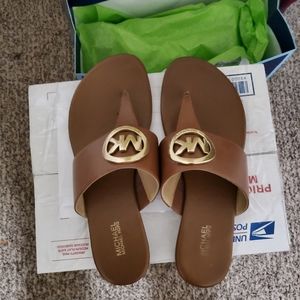 Mk sandles